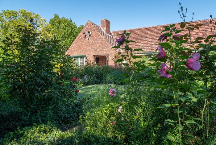 Heritage Hill Gardens